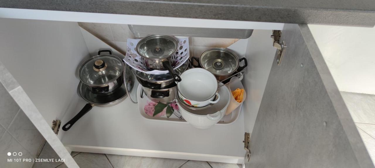 Hodosi Apartman Apartman Veľký Meder Kültér fotó