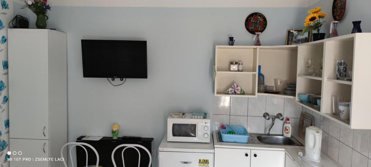 Hodosi Apartman Apartman Veľký Meder Kültér fotó